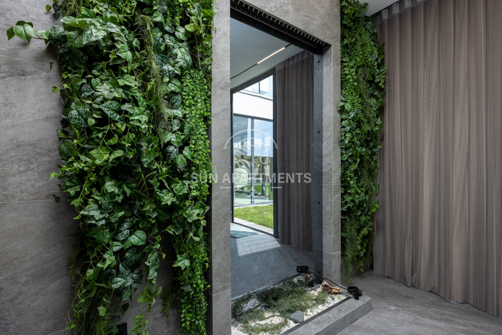 Реализация: Дом 600 м.кв в г.Сочи