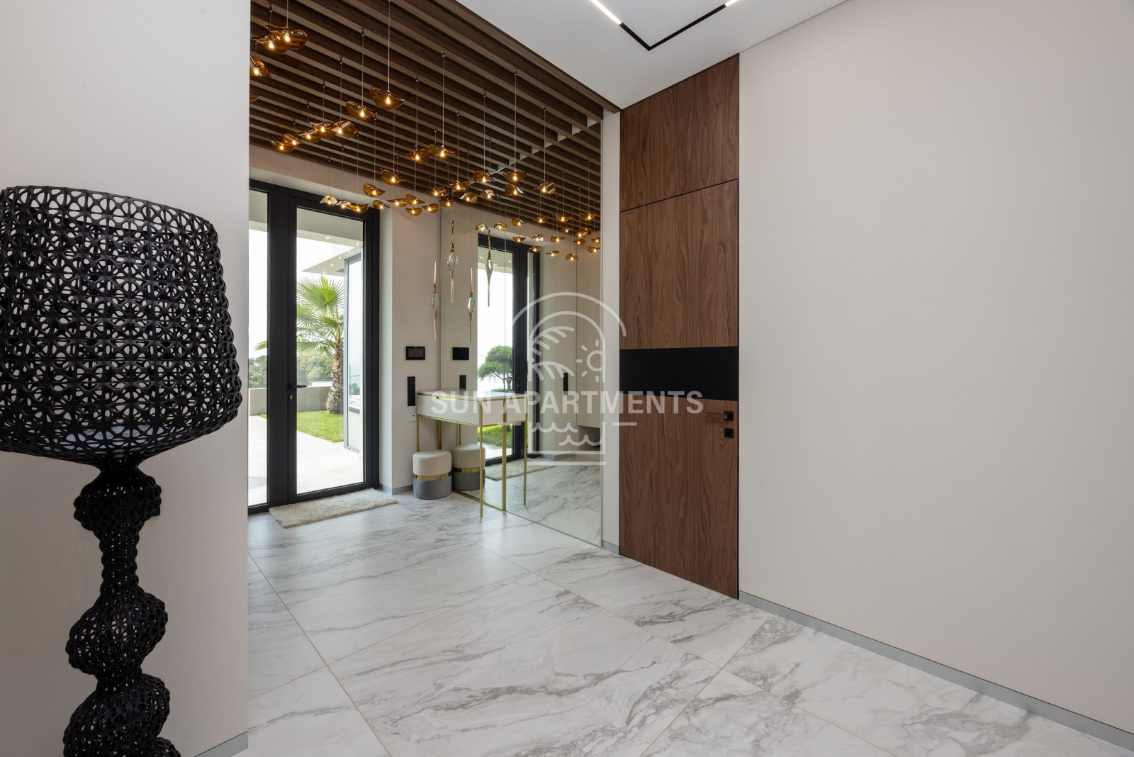 Реализация: Дом 600 м.кв в г.Сочи