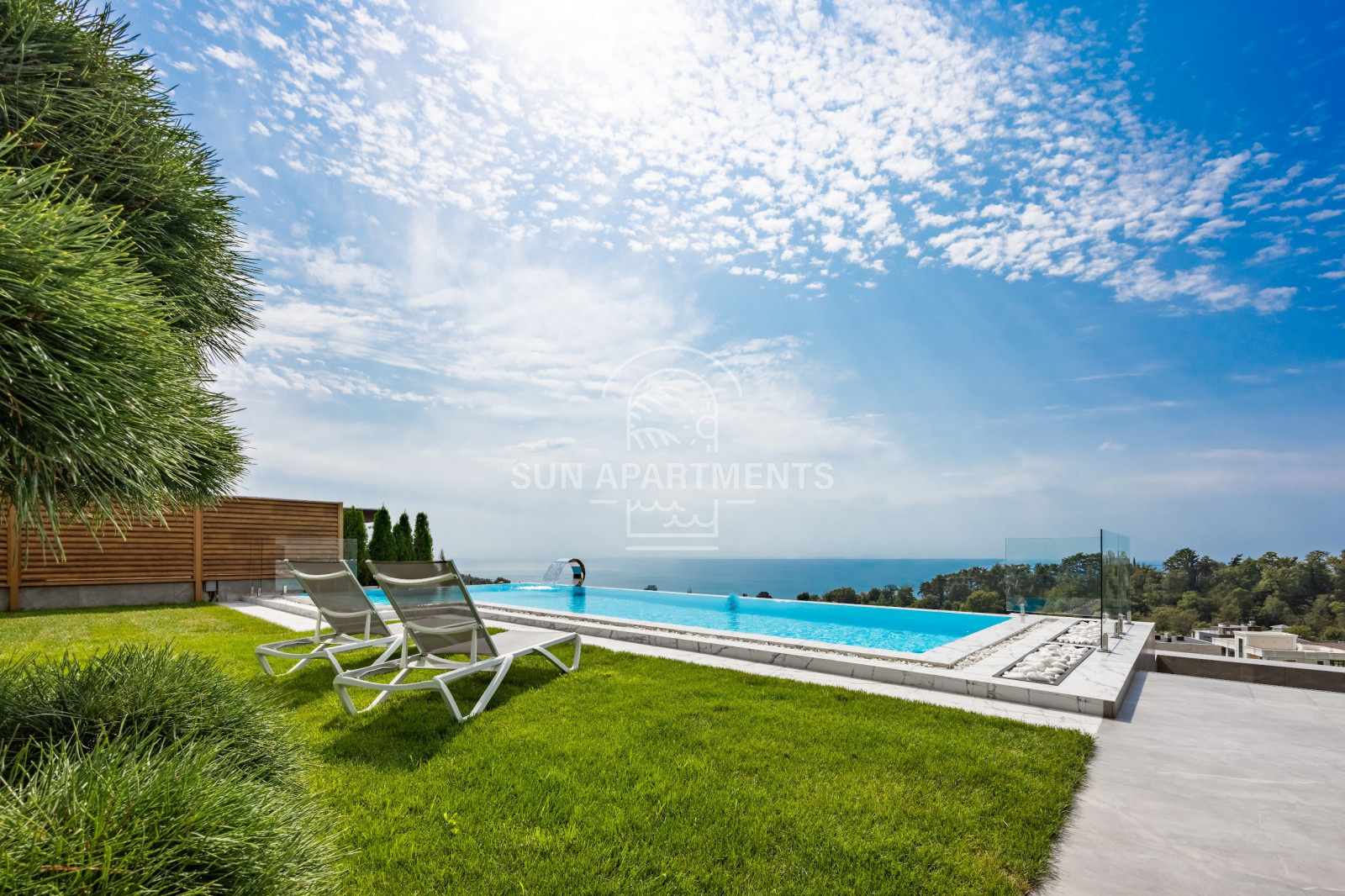 Реализация: Дом 600 м.кв в г.Сочи