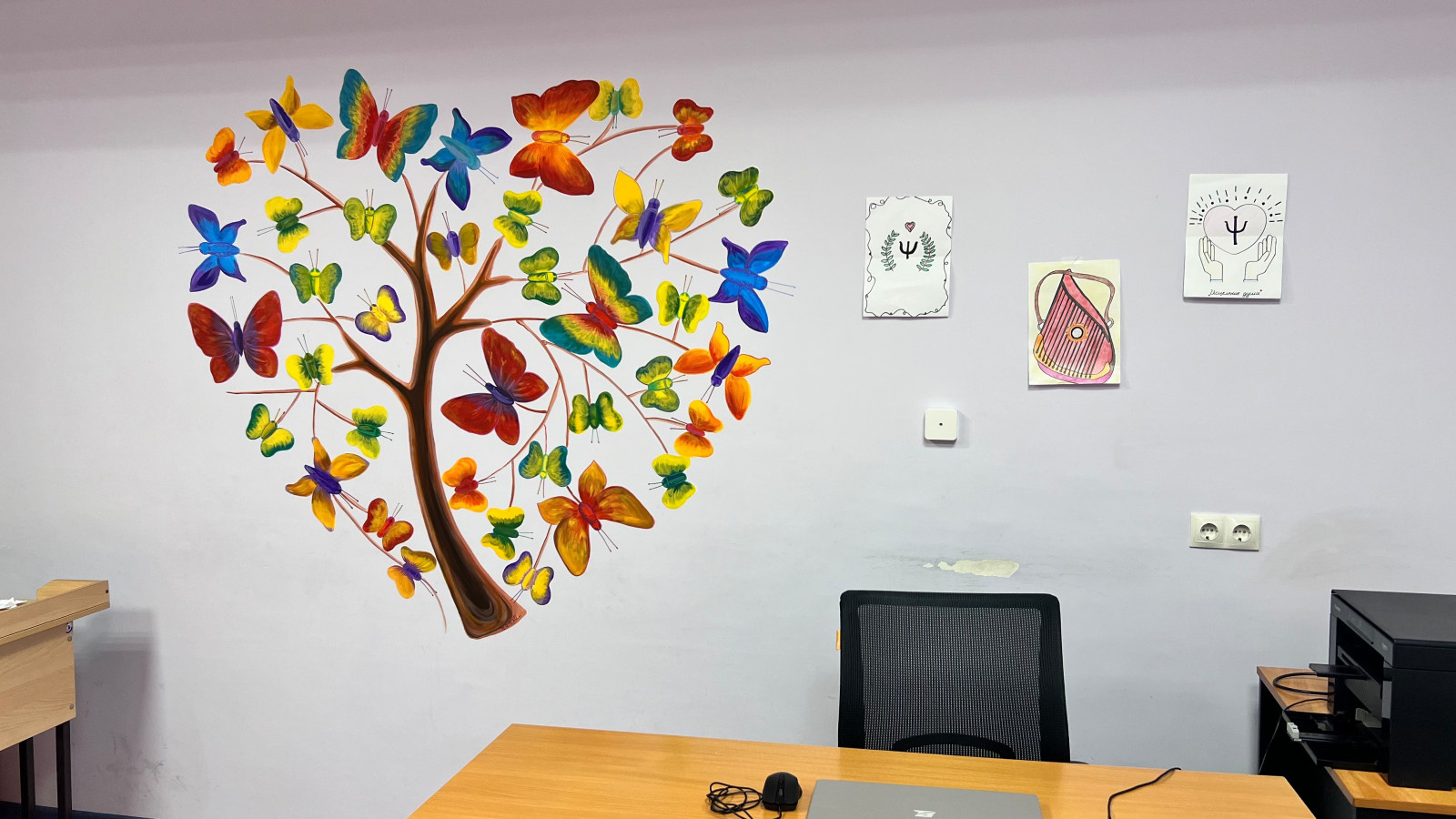 Роспись стен, мебели