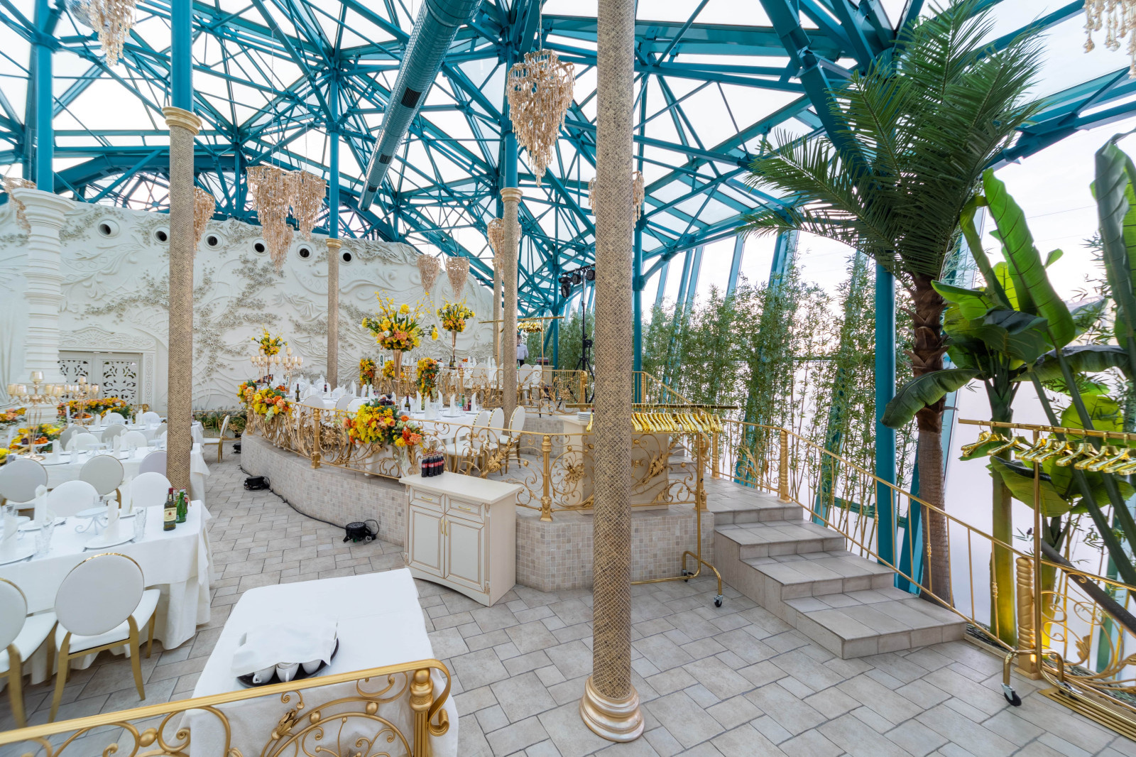 Интерьерная фотосъёмка для зала торжеств Sky Hall