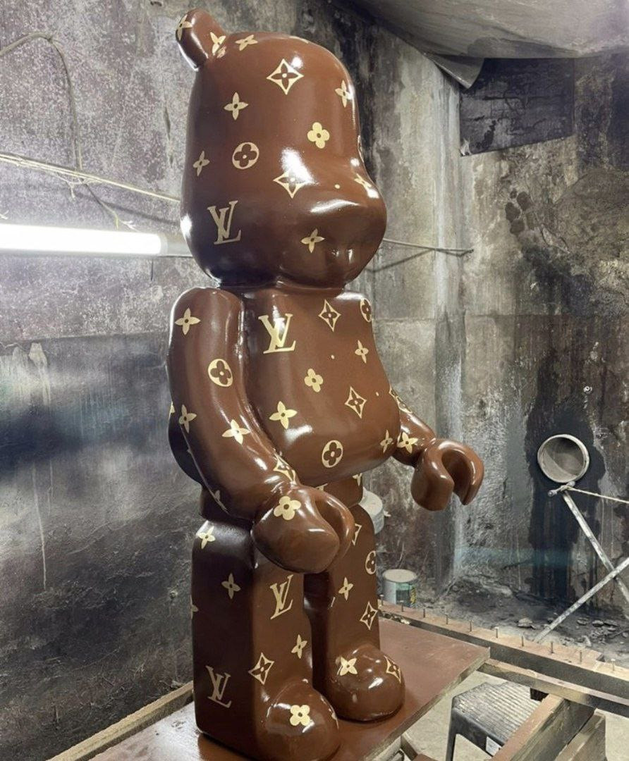 Фигуры из стеклопластика