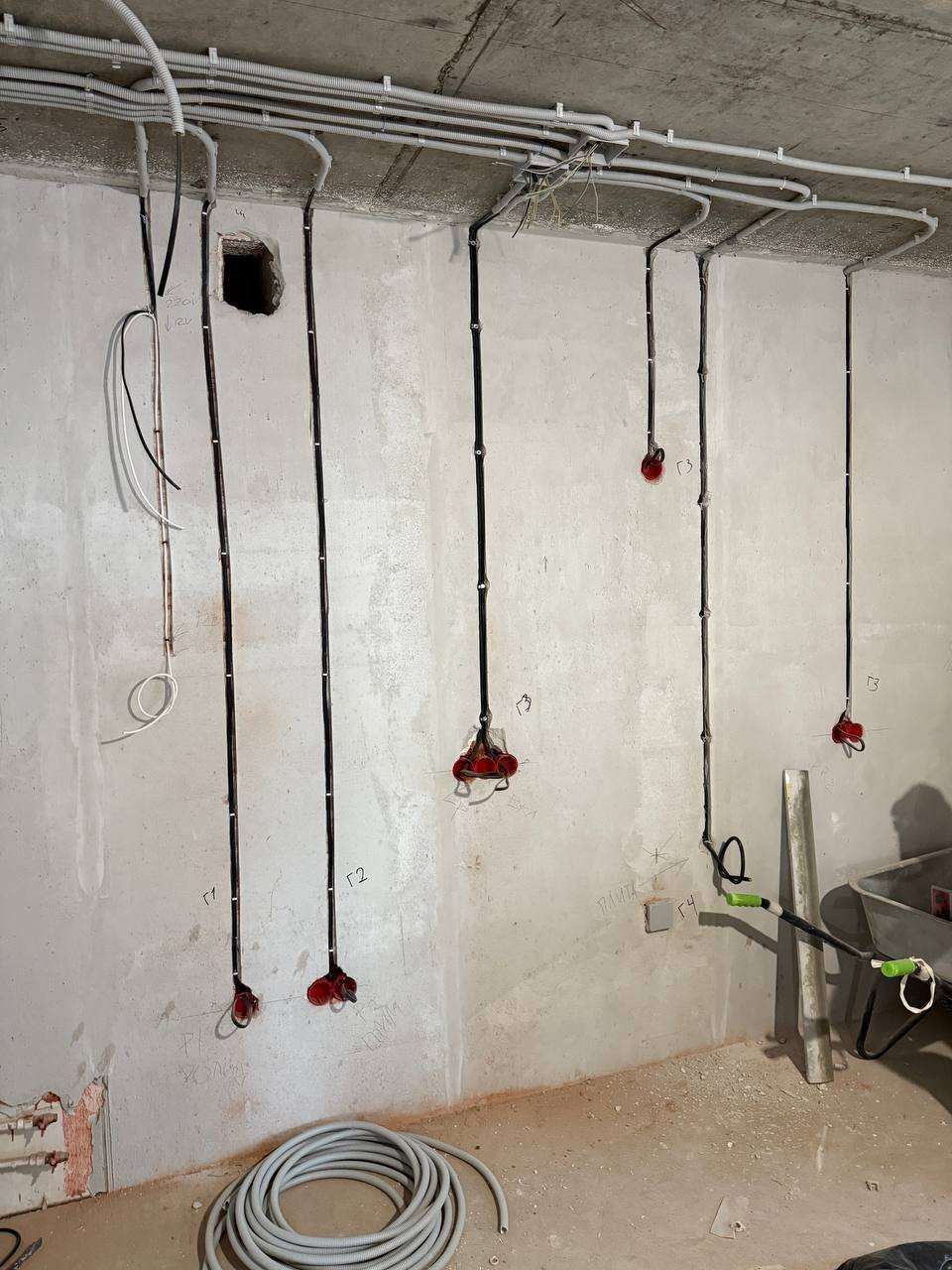 Обложка проекта: Электромонтажные работы