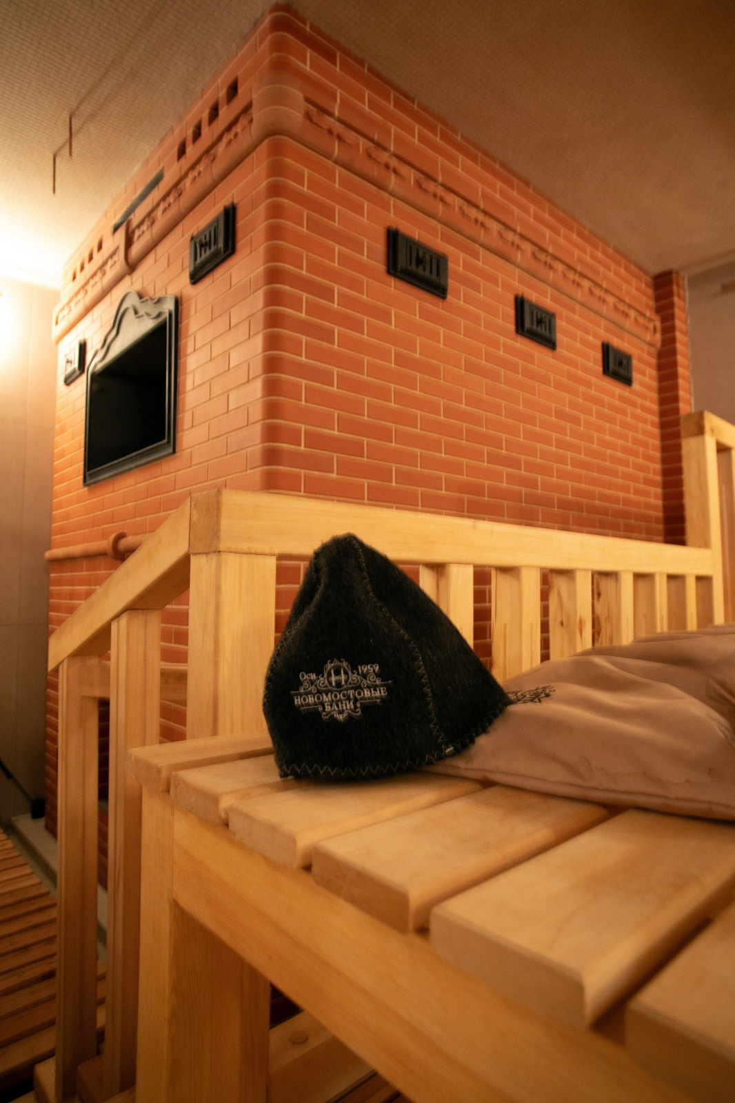 Банный комплекс "Новомостовые бани"Банный комплекс "Новомостовые бани" в центре