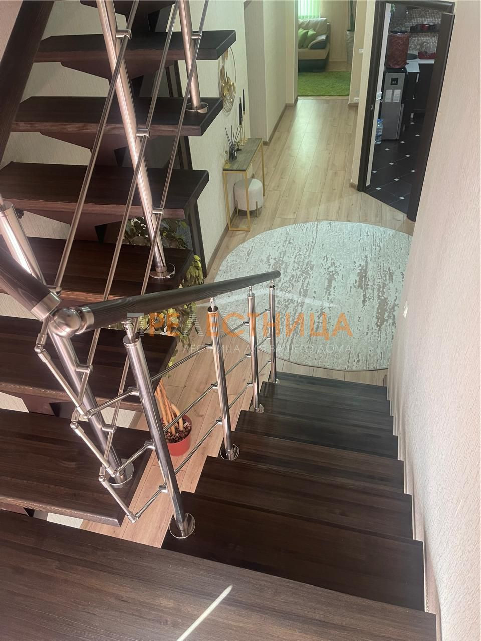 Лестница на центральном косоуре Ассоль-59