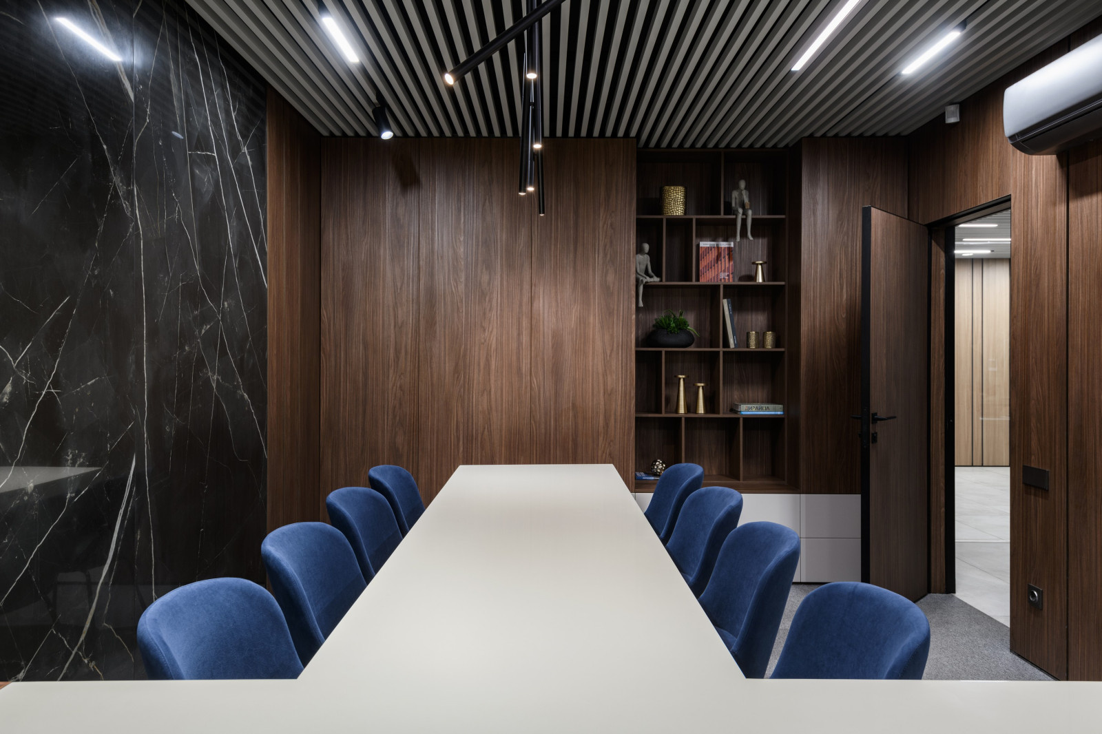 Интерьер офиса проектного института