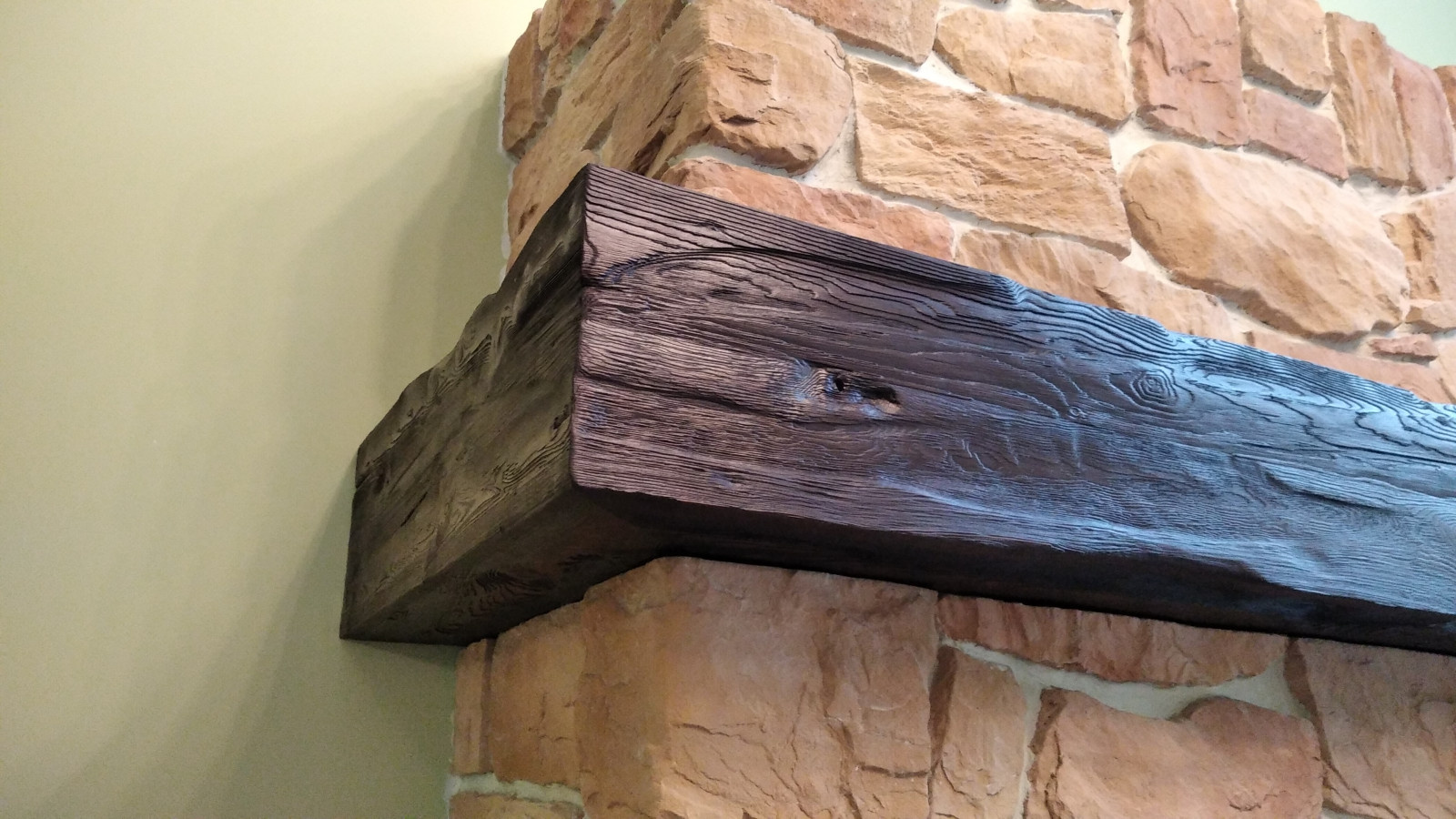 Декор камина деревом под старину - Барский Луг