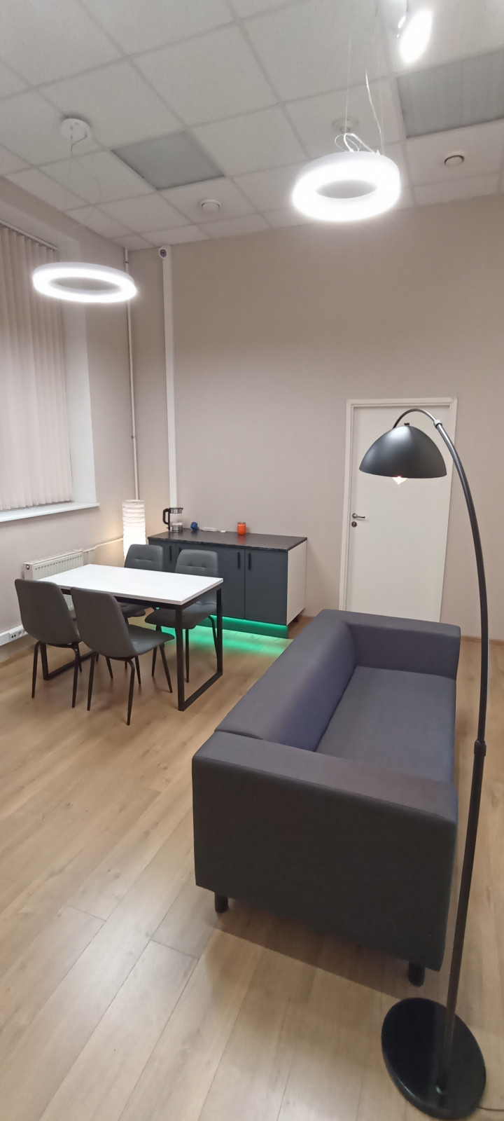 Шоурум на Выборгской набережной