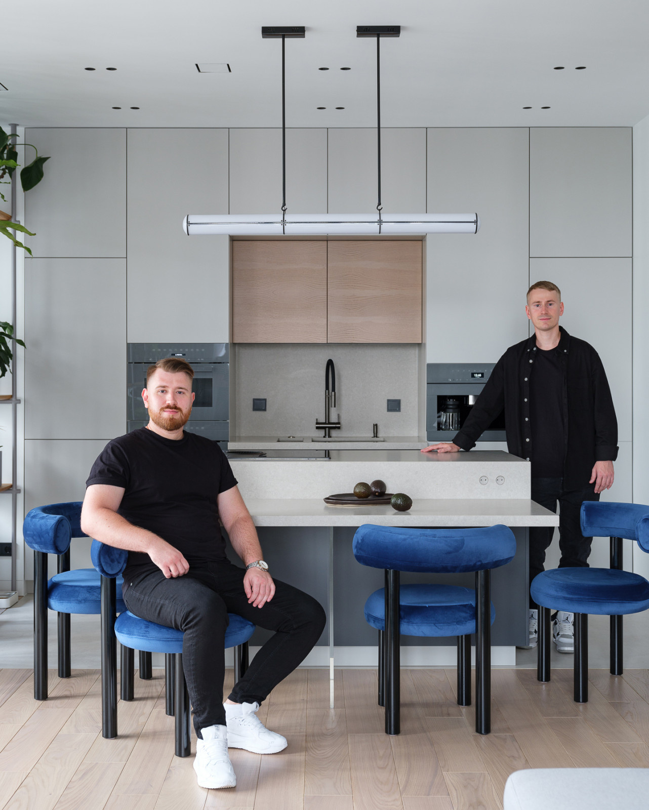 Апартаменты для молодой девушки в 100 м²