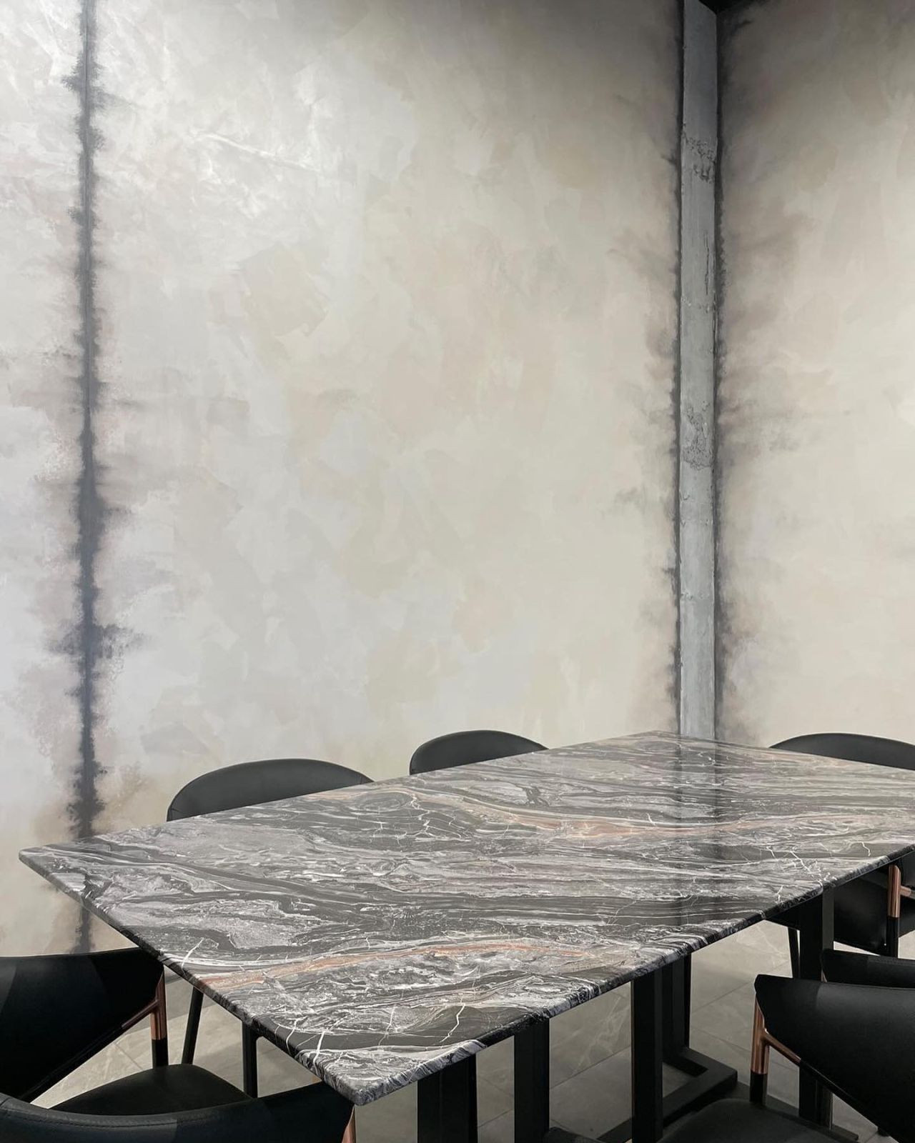 Loft-шик в офисе: декоративная штукатурка ArtBeton