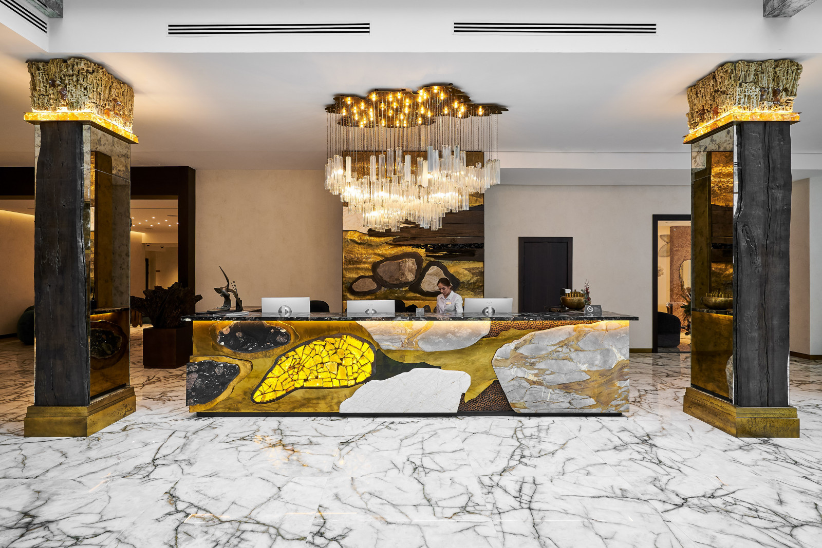 Оформление фойе отеля | LUCIANO HOTEL & SPA, Сочи