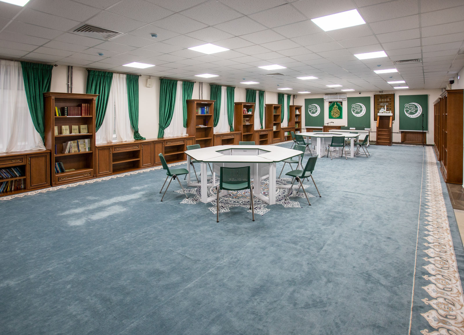 Медресе, Крутицкий вал