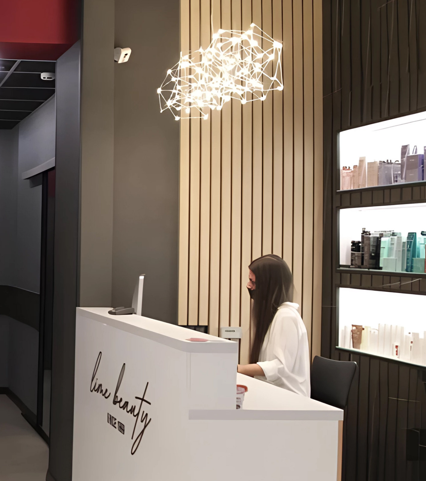 Студия красоты LimeBeauty в ТРЦ Семеновский