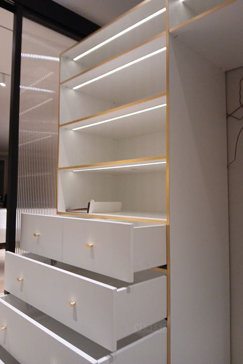 Гардеробные с подсветкой