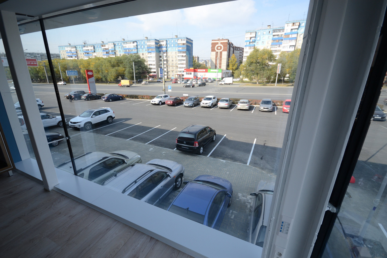 Автосалон KIA MOTORS ЧЛБ
