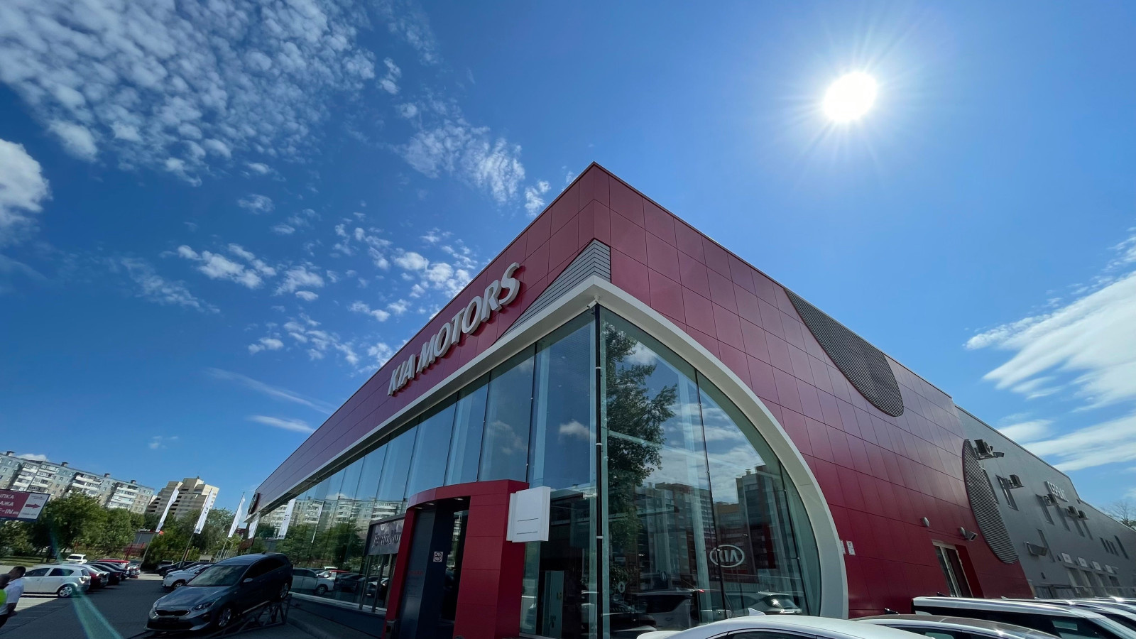 Автосалон KIA MOTORS ЧЛБ