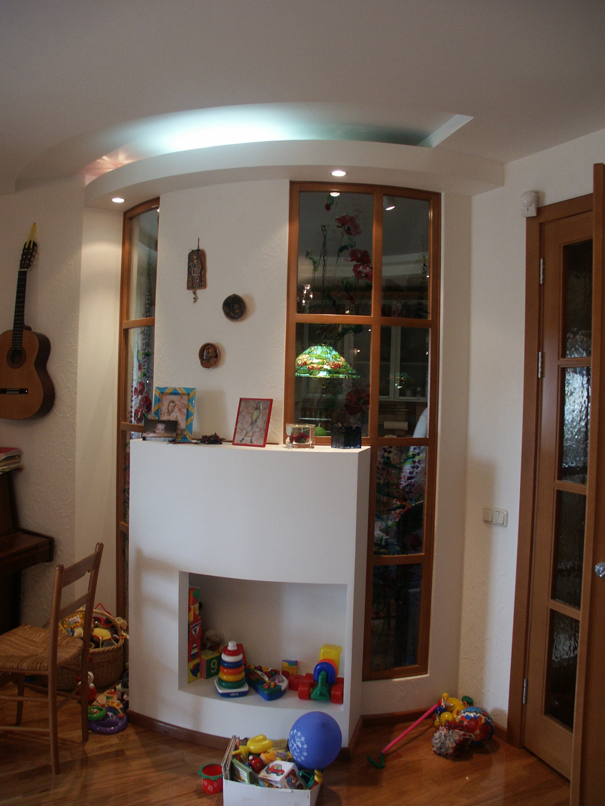 Интересная  квартира с витражами    для хозяев из Прибалтики