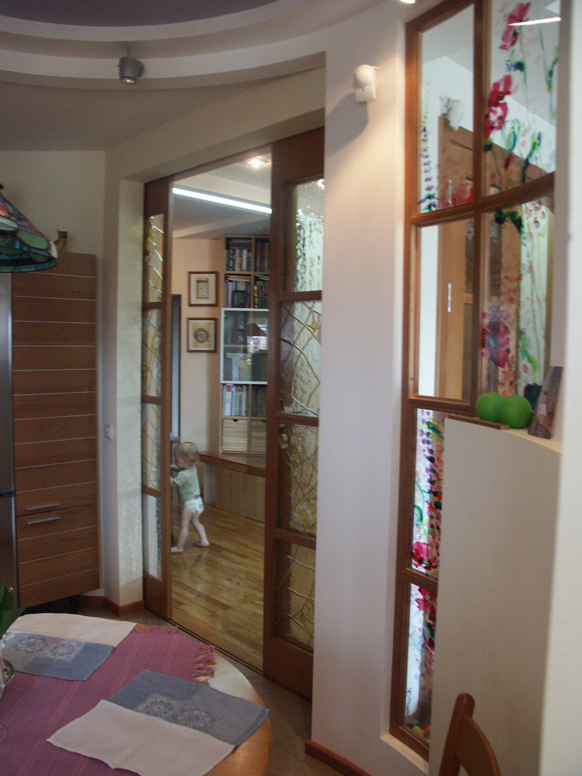 Интересная  квартира с витражами    для хозяев из Прибалтики