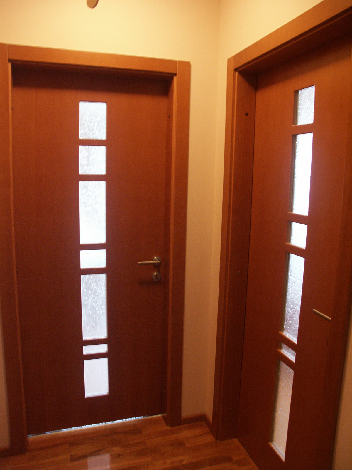 Интересная  квартира с витражами    для хозяев из Прибалтики