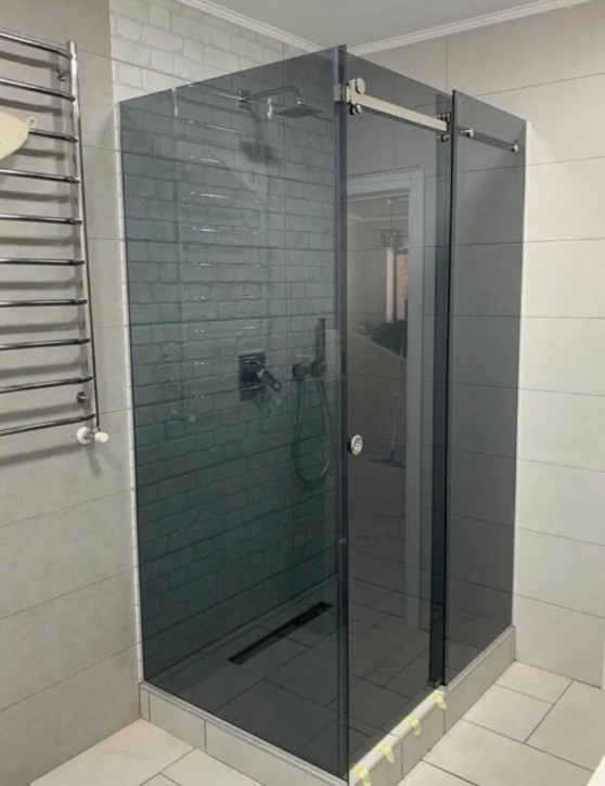 Душевые ограждения с раздвижными створками