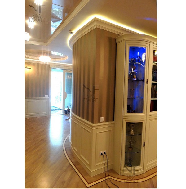WOODEN PANELS AND CEILING, WOODEN DECORS