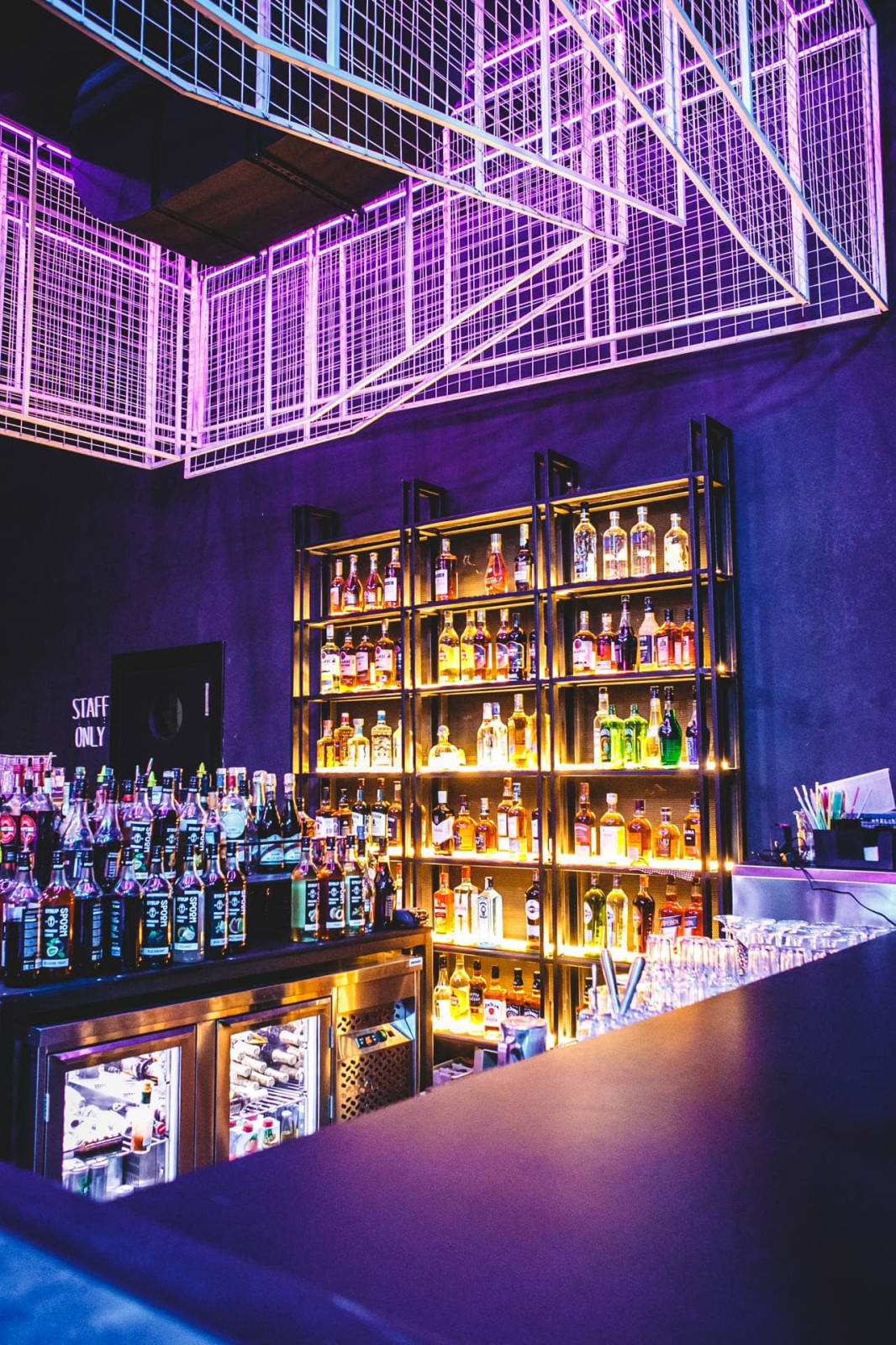 NIGHTCLUB  "POTRACHENO"