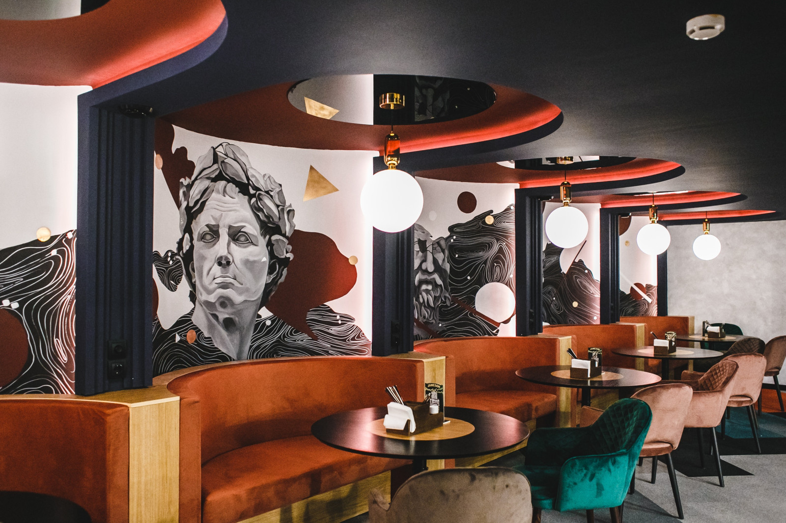 DANCE RESTORAUNT ''PO-CHESNOMU''