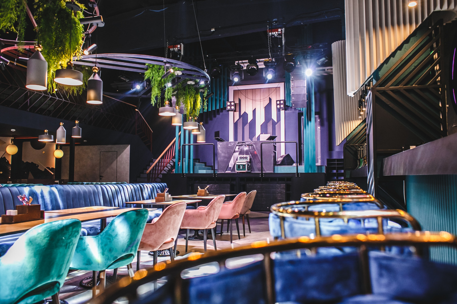DANCE RESTORAUNT ''PO-CHESNOMU''