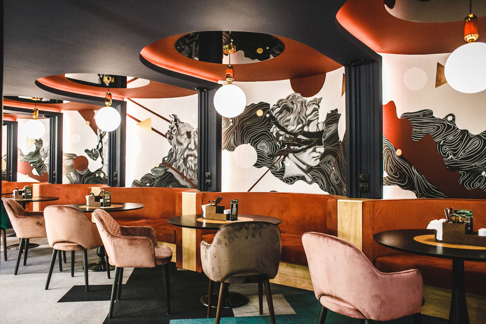 DANCE RESTORAUNT ''PO-CHESNOMU''