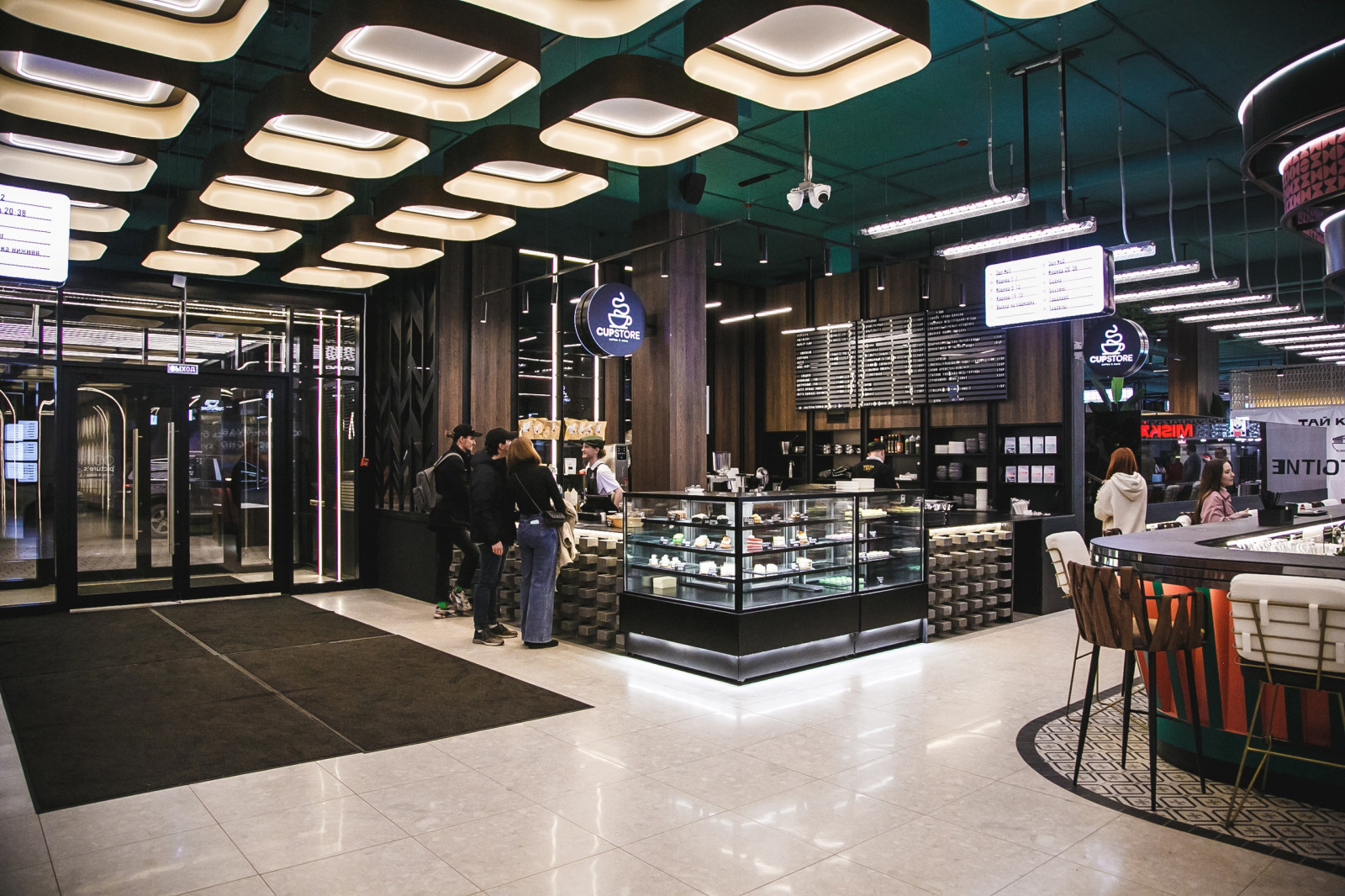 FOOD HALL ''PICTURES''