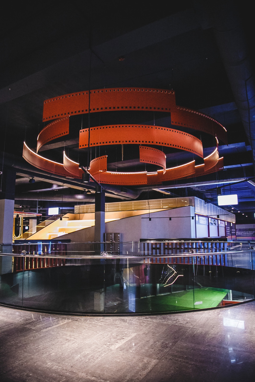 FOOD HALL ''PICTURES''
