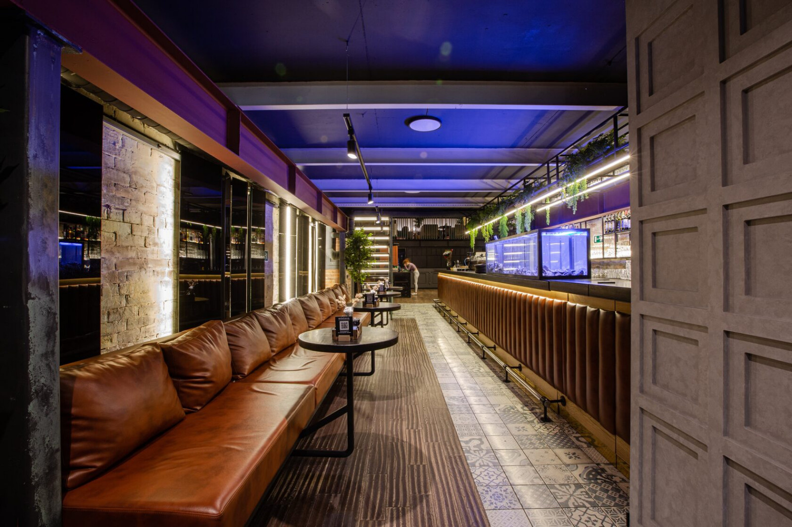 World Cuisine Restaurant "EDATECA"