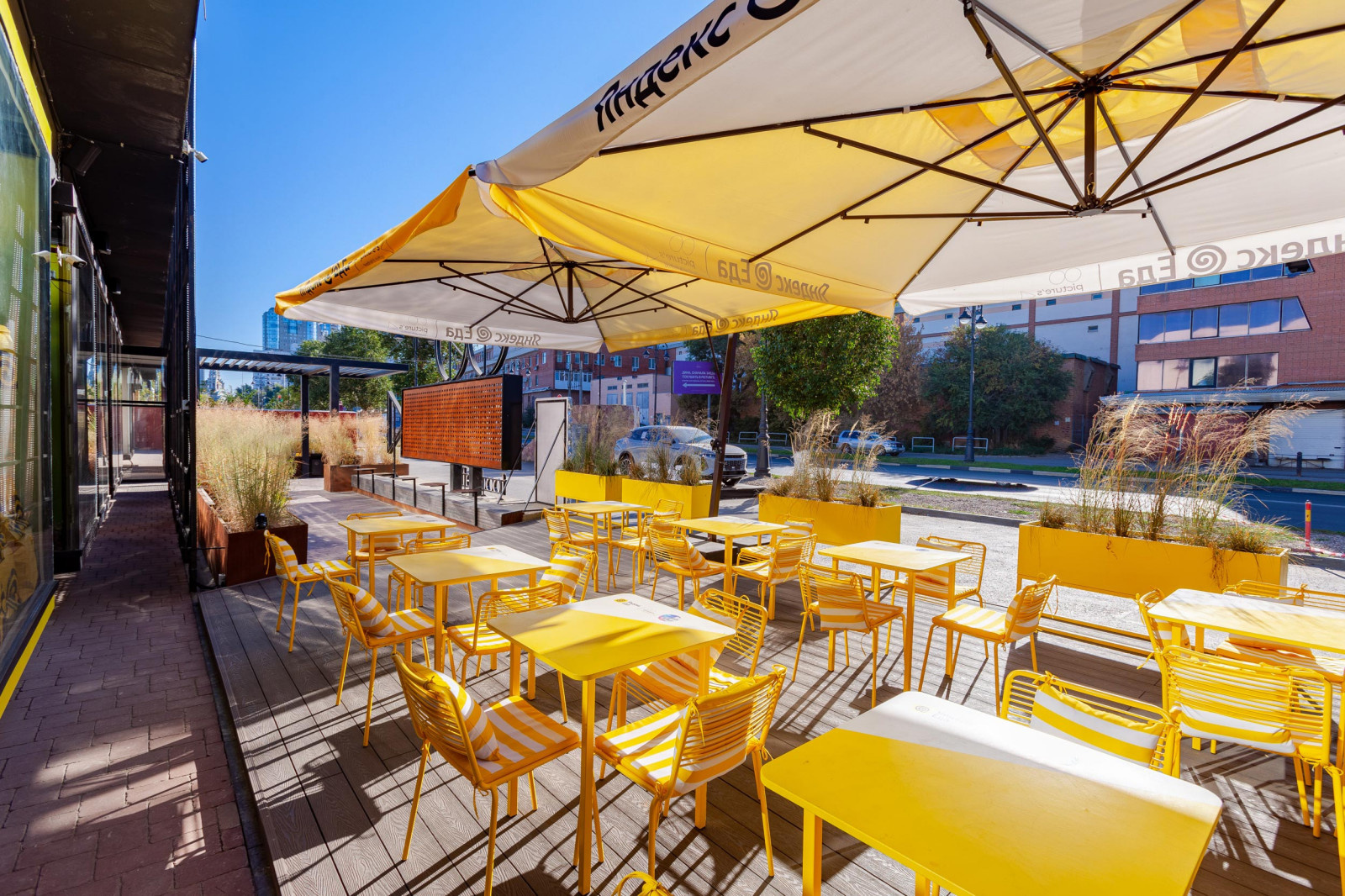 Summer terrace of the foodhall "PICTURES"