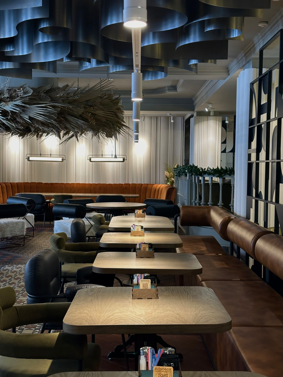 World Cuisine Restaurant "EDATECA" SMR