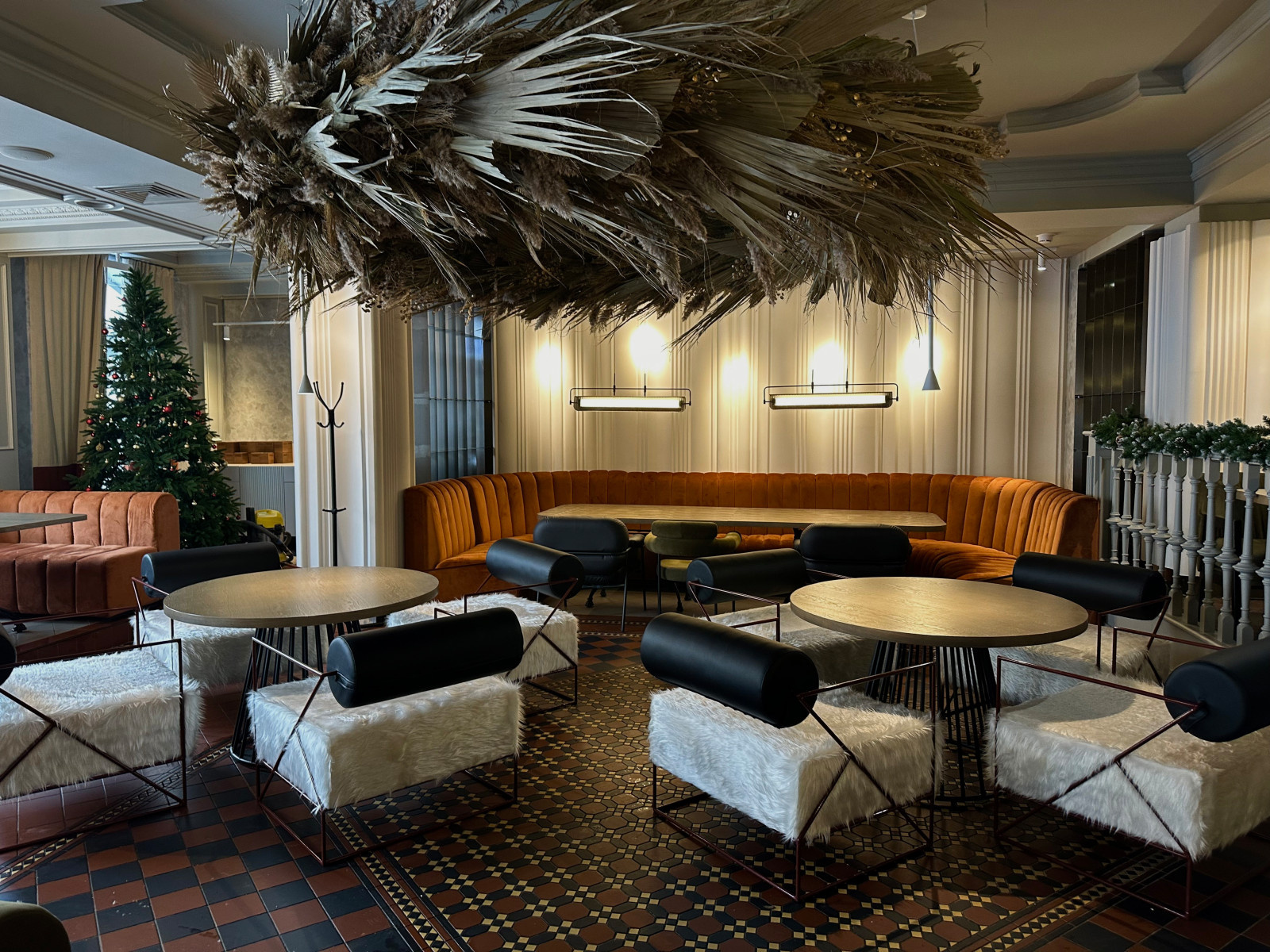 World Cuisine Restaurant "EDATECA" SMR