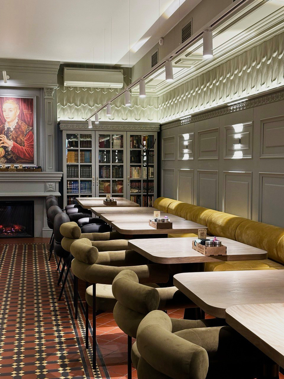 World Cuisine Restaurant "EDATECA" SMR