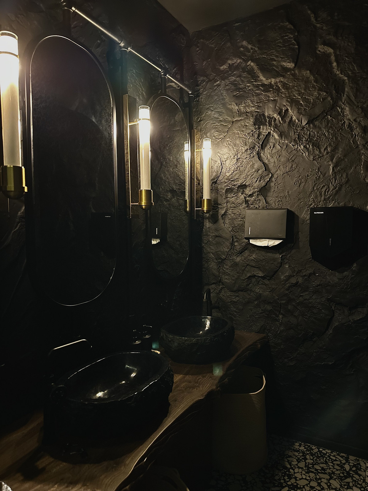 Restaurant "ETHNO LOUNGE"