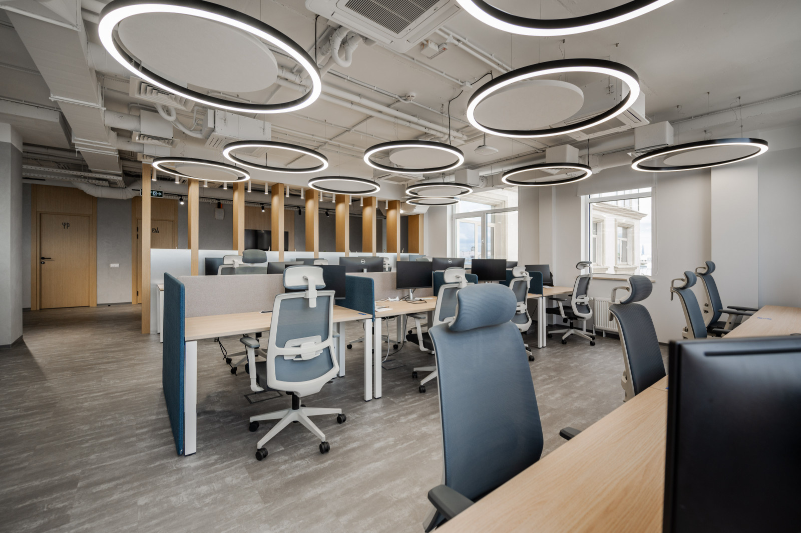 Офис компании-застройщика Самолет