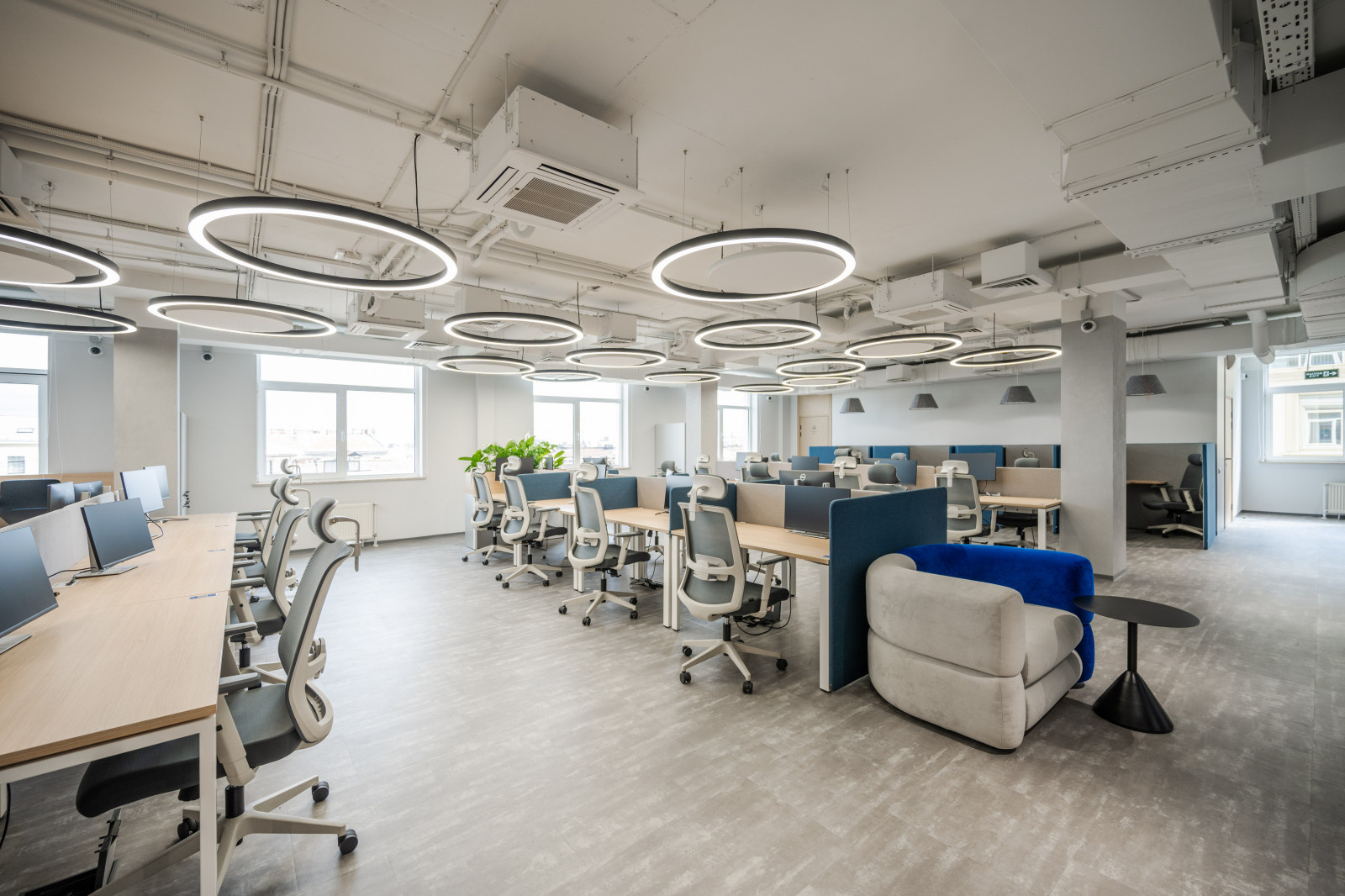 Офис компании-застройщика Самолет