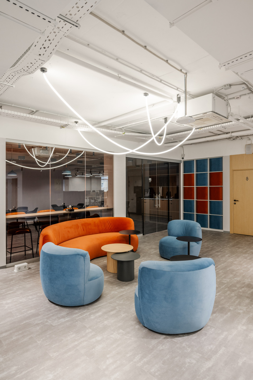 Офис компании-застройщика Самолет