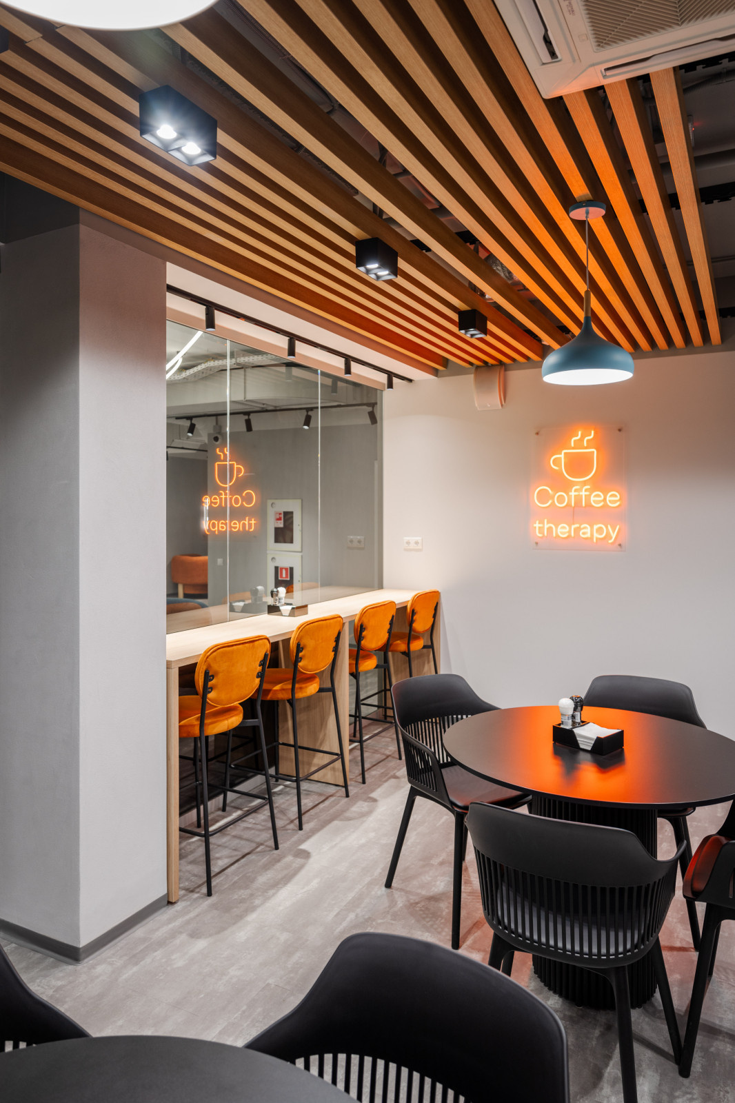 Офис компании-застройщика Самолет