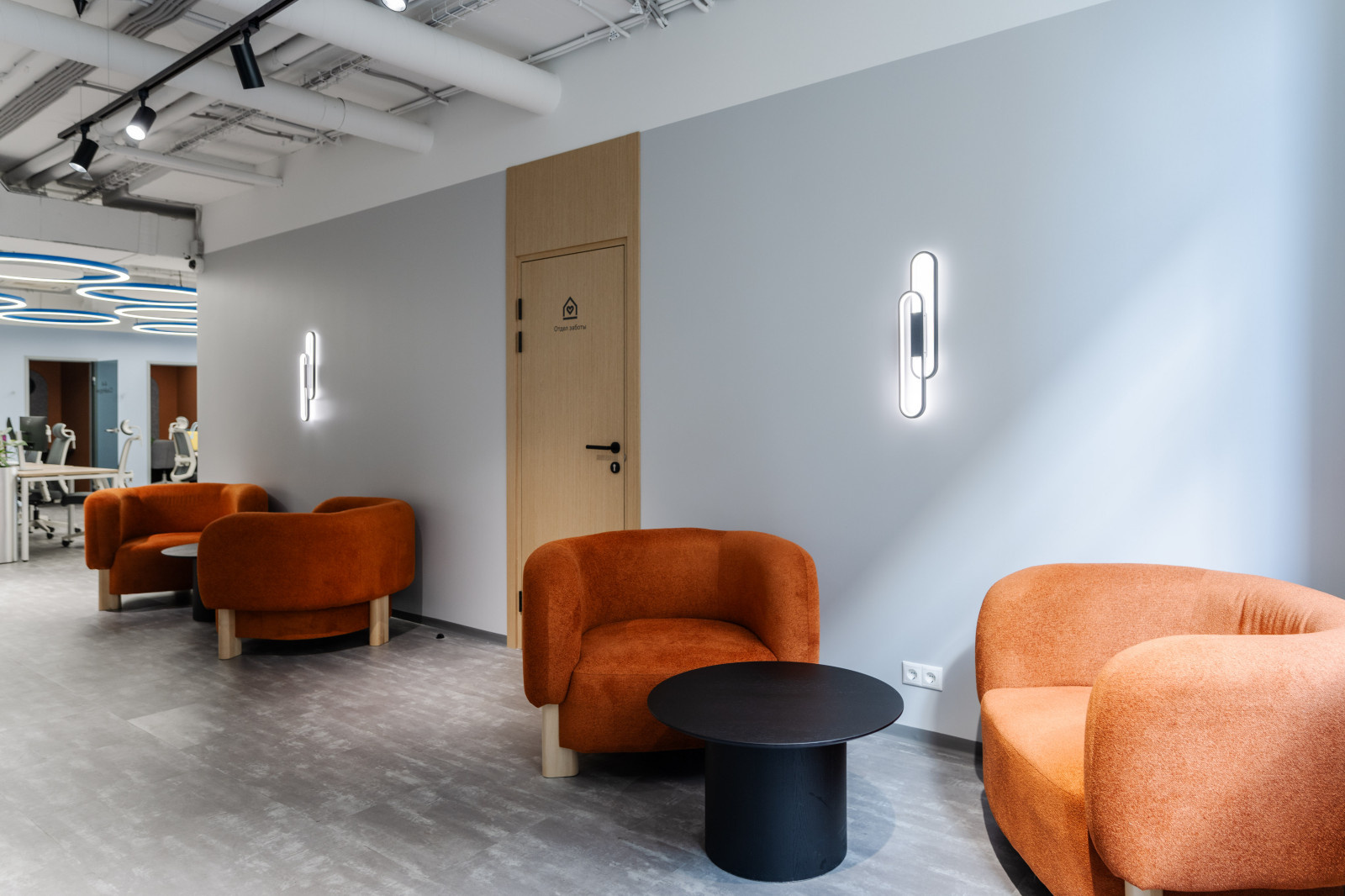 Офис компании-застройщика Самолет