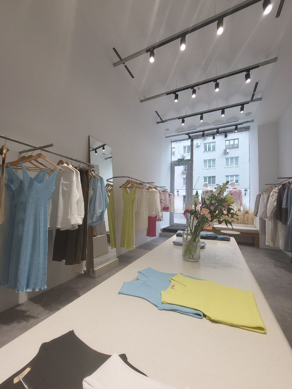 Магазин одежды «Nude Story