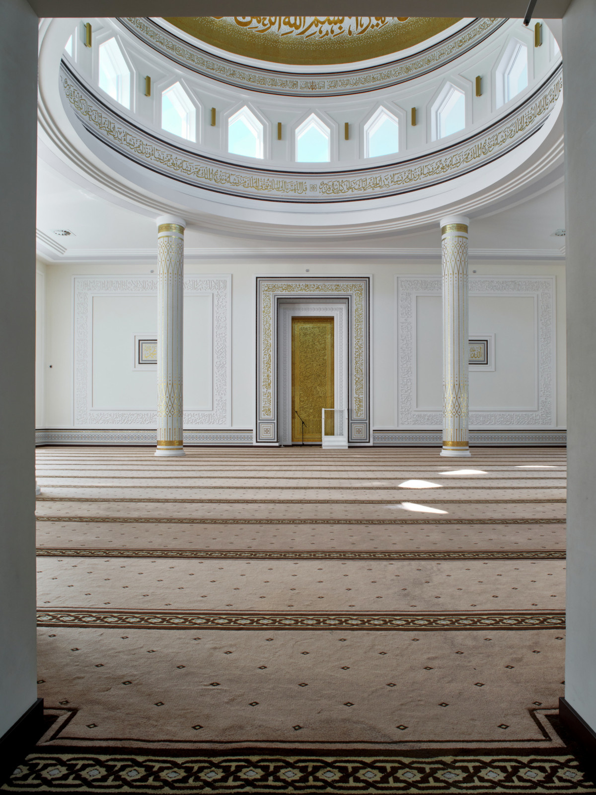 890 | Altan Mosque