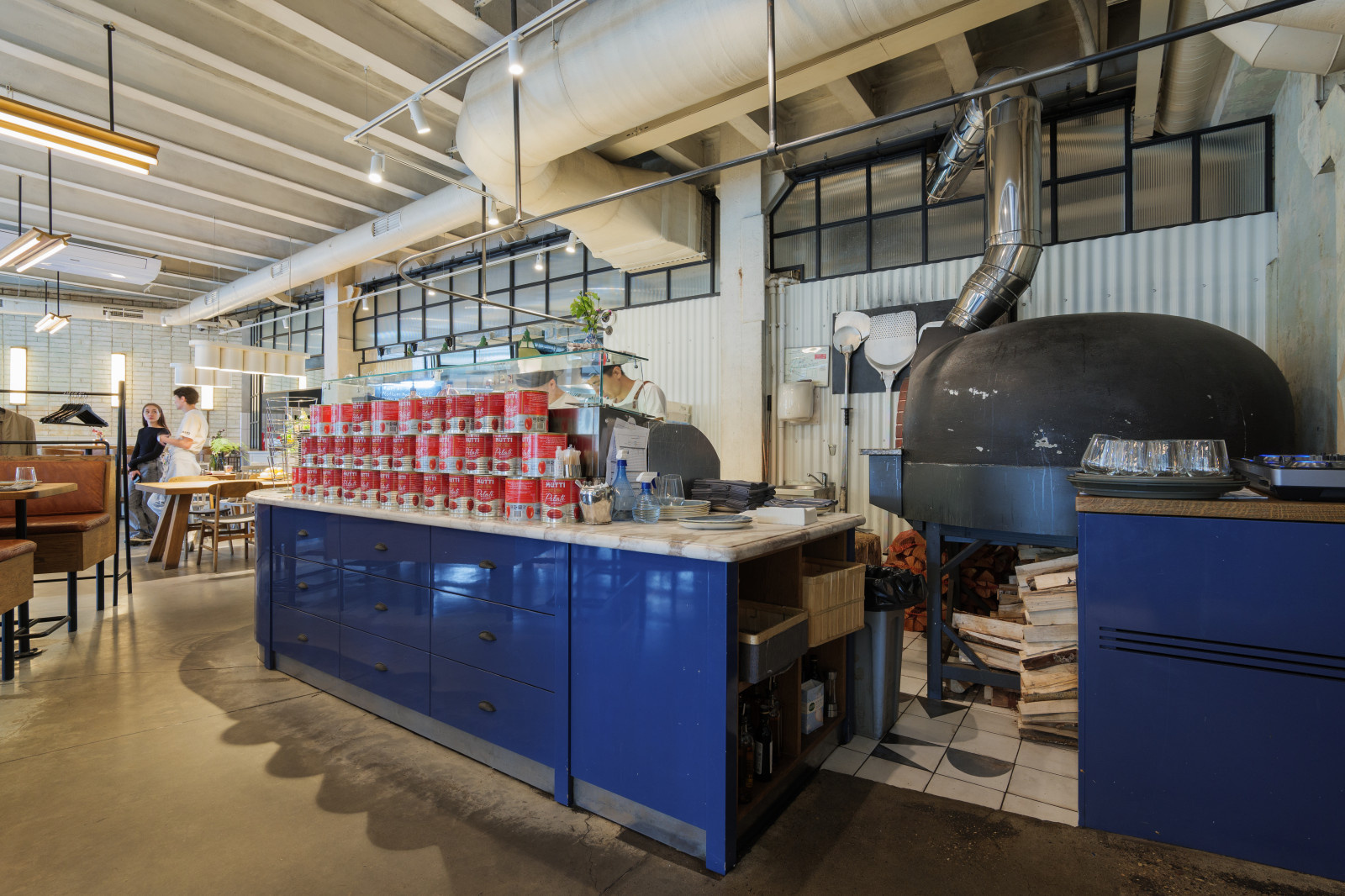 Стойка для пиццы с открытой печью