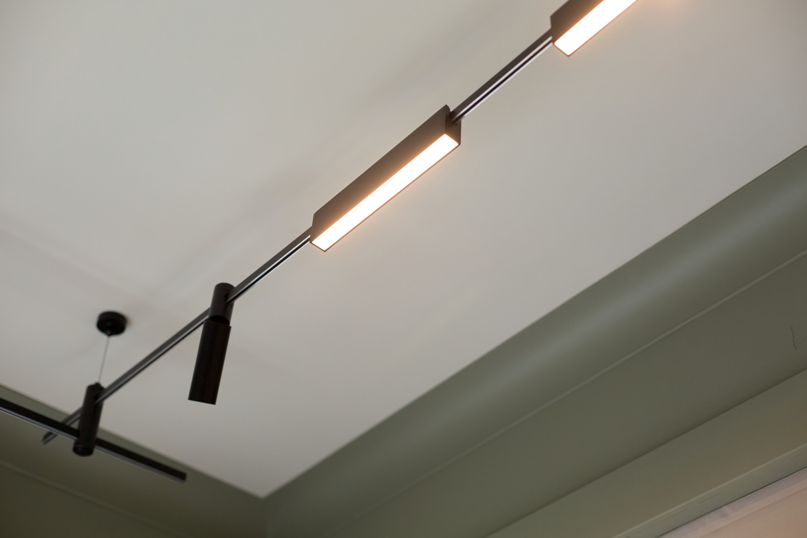 Трековая система освещения Esthetic Magnetic