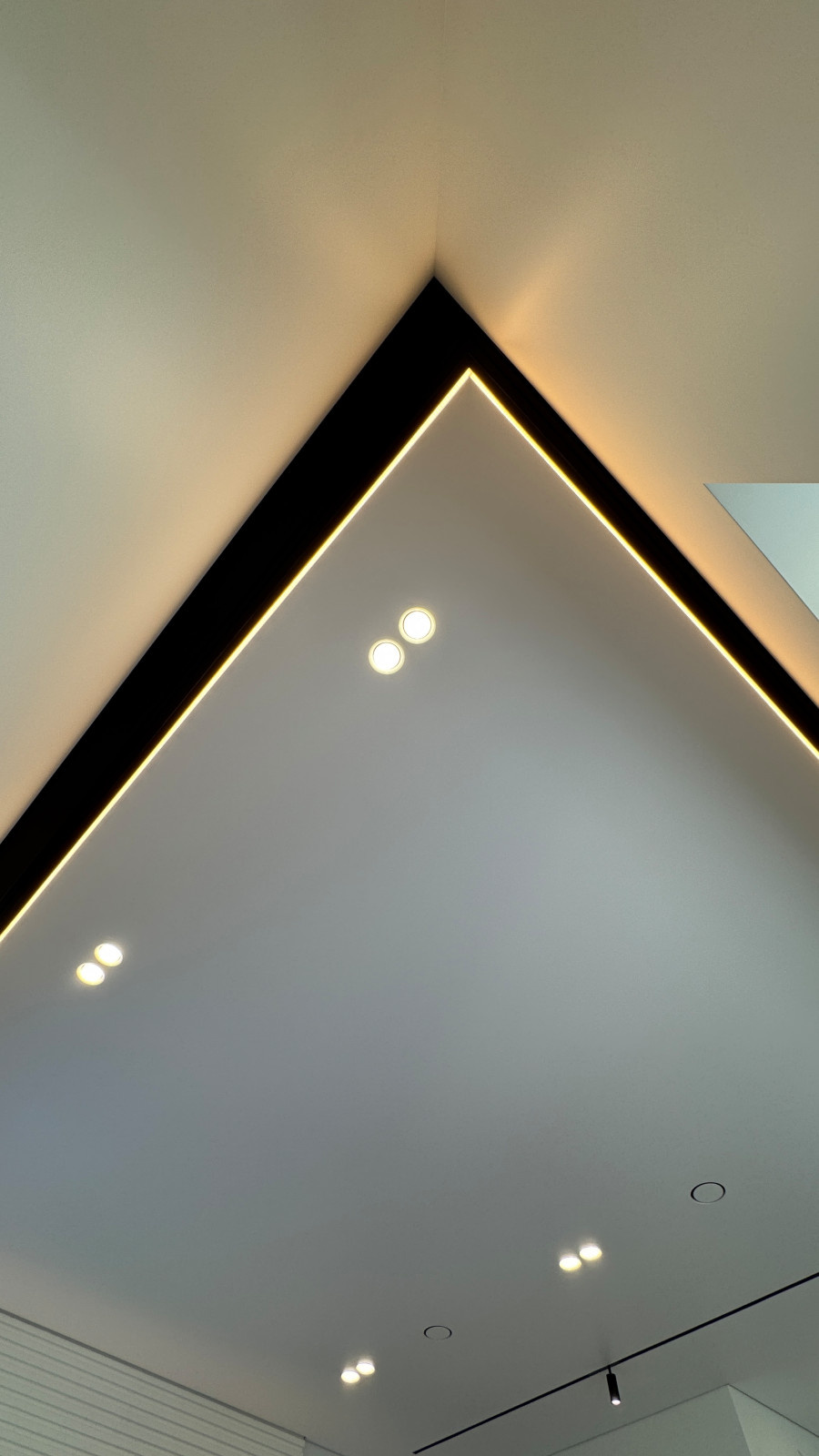 Ремонт коттеджа 370 кв. м. Поселок Новорижский