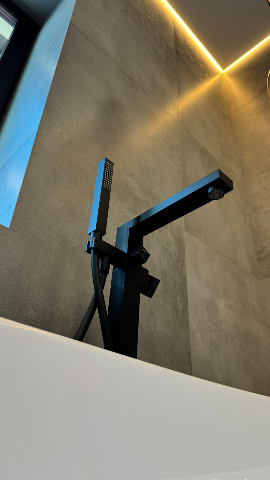 Ремонт коттеджа 370 кв. м. Поселок Новорижский