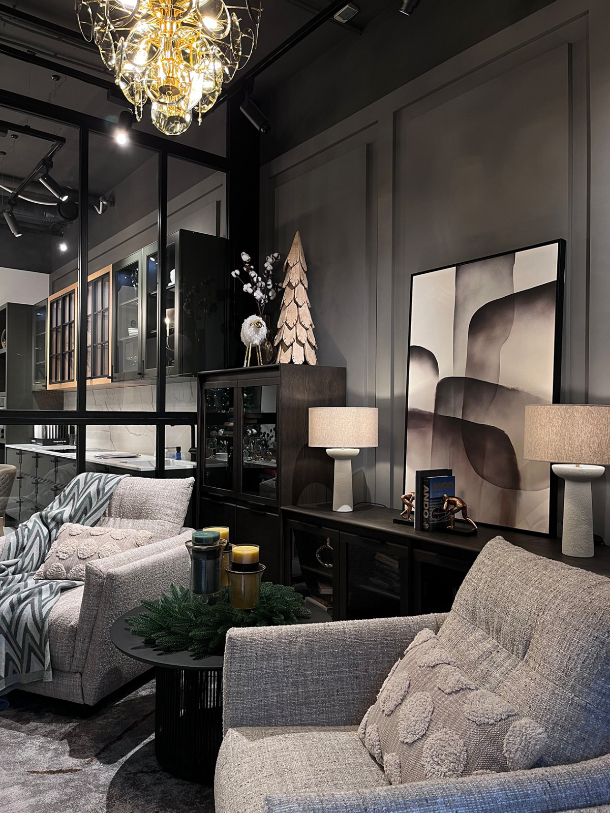 Оформление мебельного шоу-рума