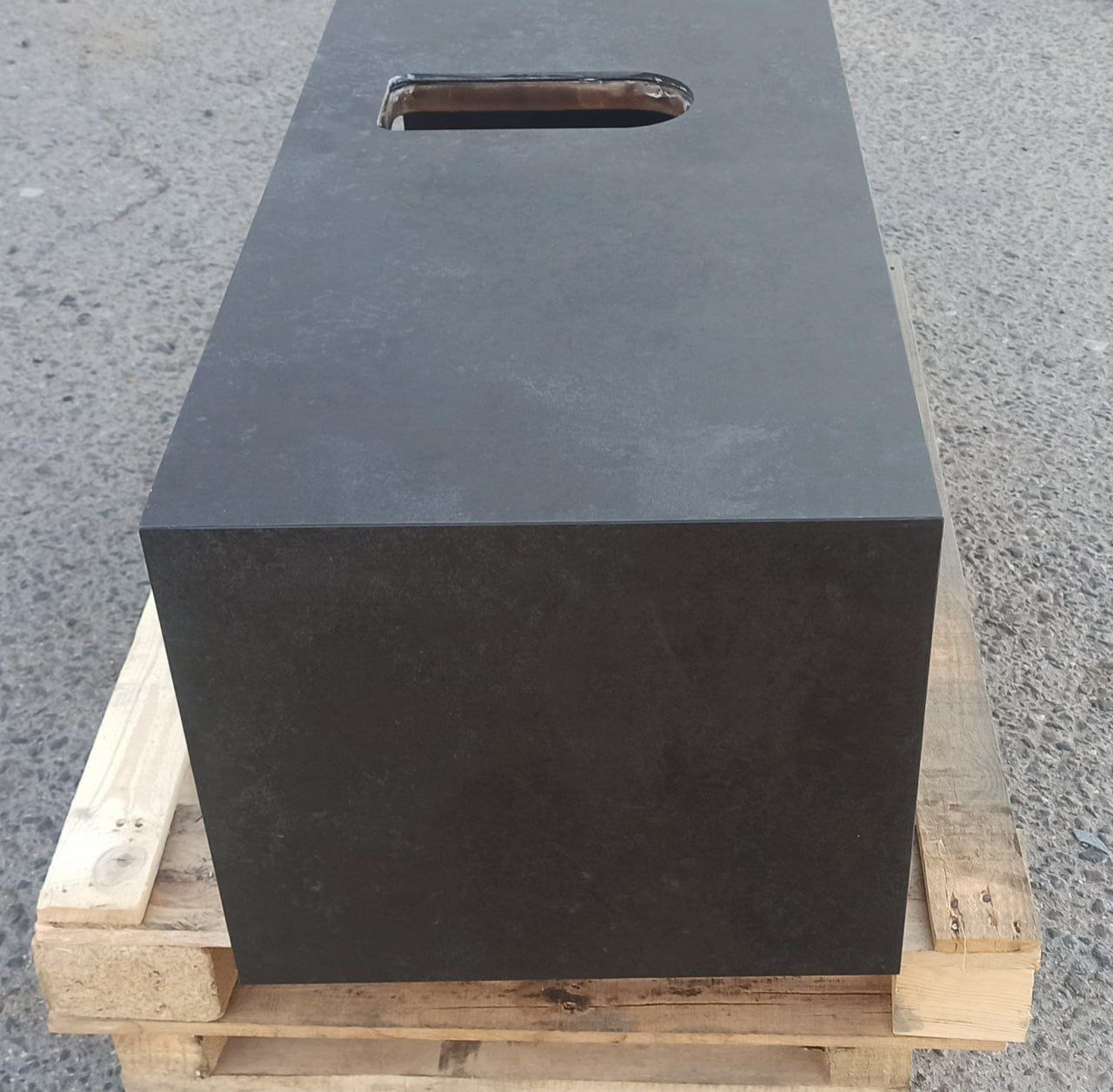 Тумбы под накладые раковины с зеркальными вставками